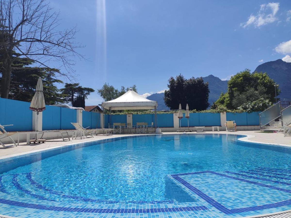 Hotel Angelini Torbole Sul Garda Luaran gambar