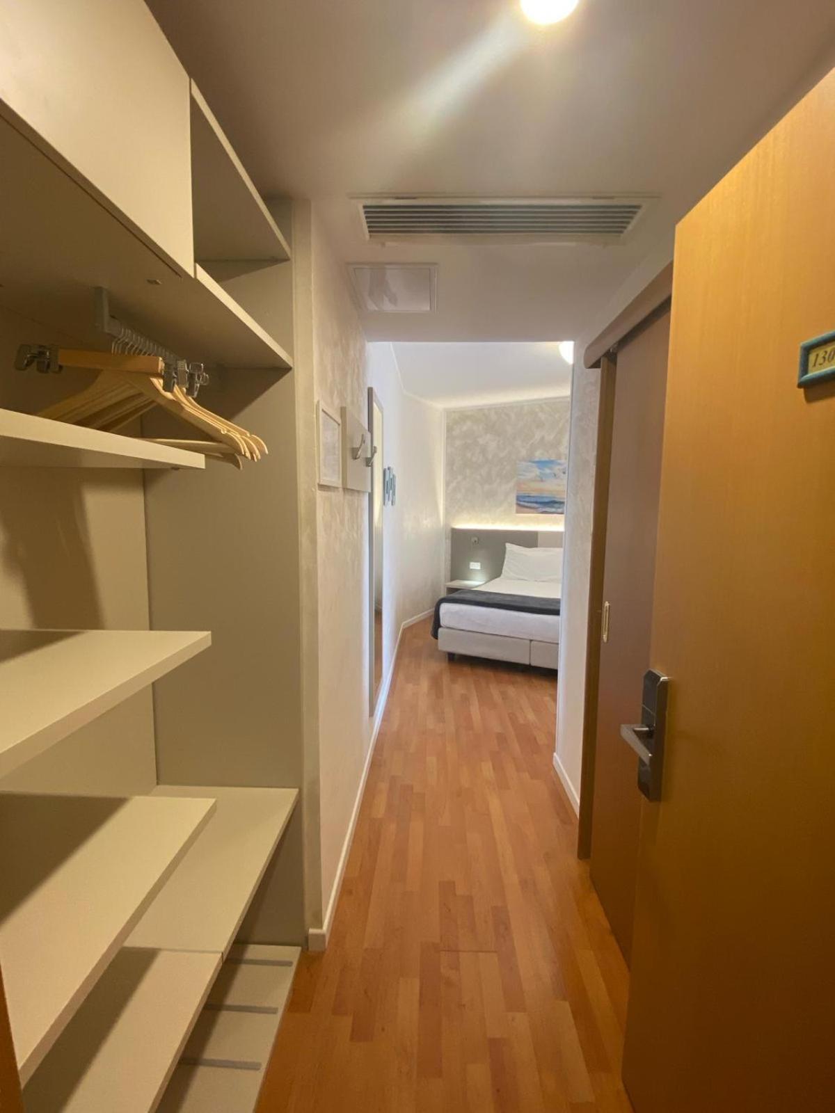 Hotel Angelini Torbole Sul Garda Luaran gambar