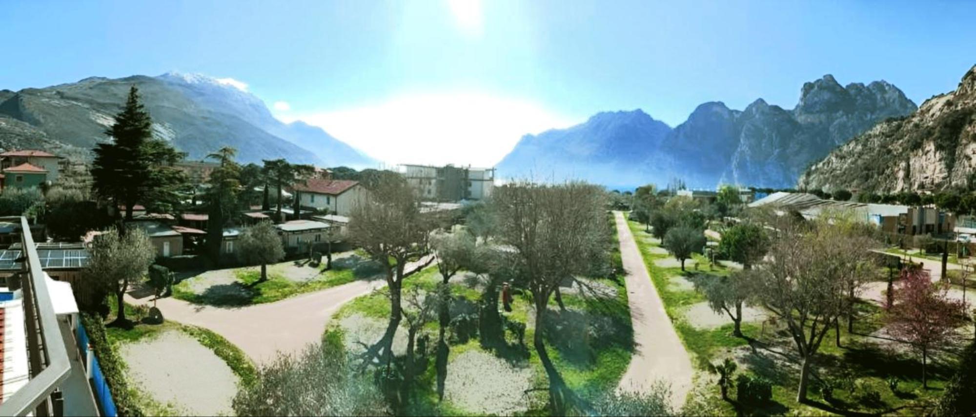 Hotel Angelini Torbole Sul Garda Luaran gambar